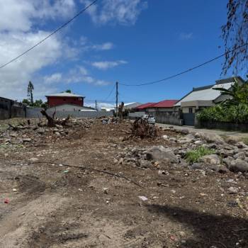 Terrain de 380 m² sur Saint André