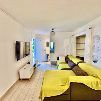 Appartement 2 chambres climatisés sur deux niveaux