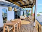 LA SALINE-LES-BAINS – VILLA CONTEMPORAINE AVEC VUE PANORAMIQUE SUR L’OCÉAN, PISCINE ET 2 STUDIOS INDÉPENDANTS